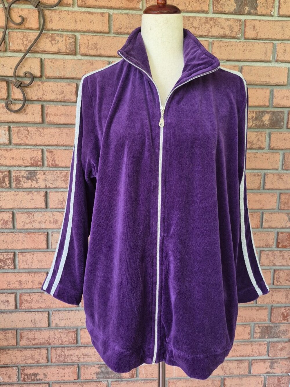 Womens Purple Velour Activewear Jacket sz 16W Funnel Neck Full Zip